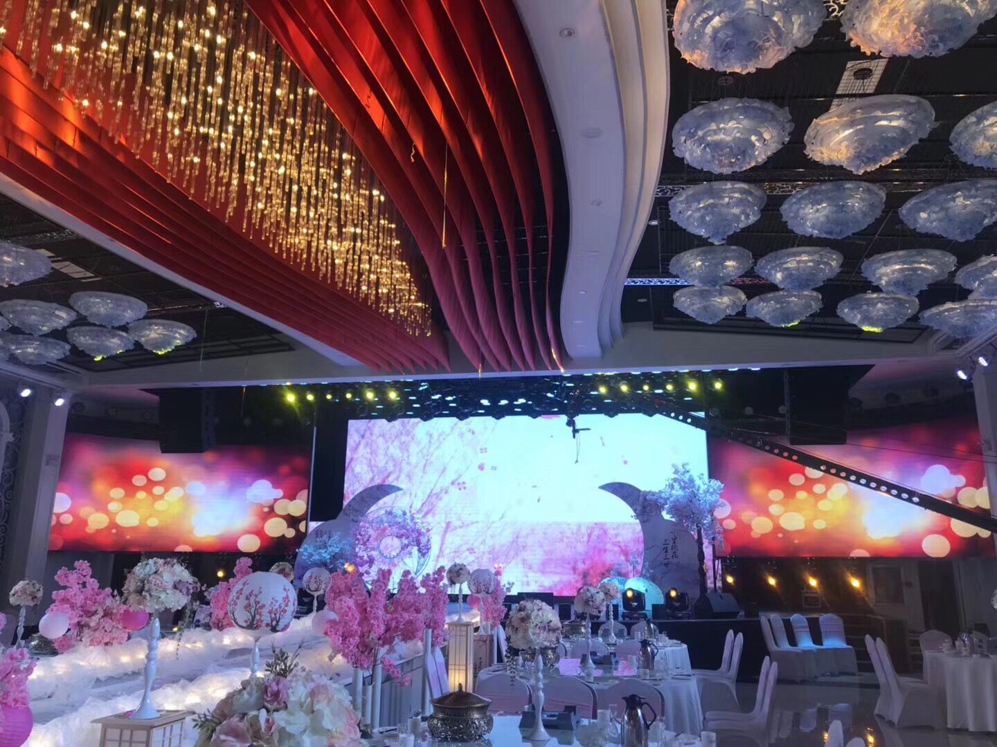 Cost effective rental LED screen